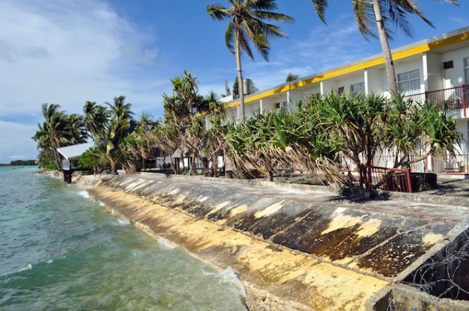 Reclamation relocates hotel inland